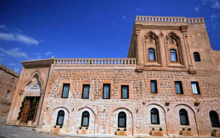 Lee más sobre el artículo Shmayaa Restaurant