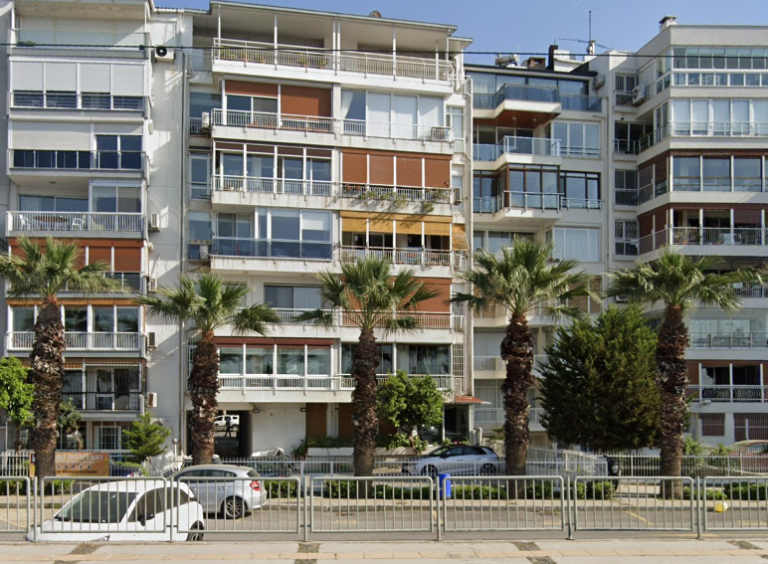 Lee más sobre el artículo Apartamento en Mithatpaşa Cd. 848 A, Konak/İzmir