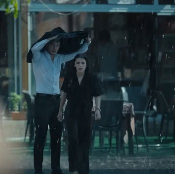 Primer encuentro entre Melek y Cihan