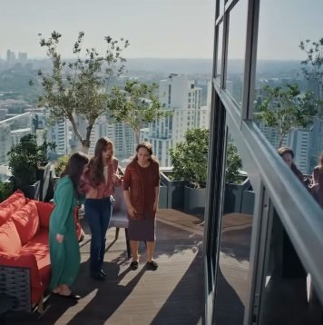 La familia de Seyran llega a Estambul