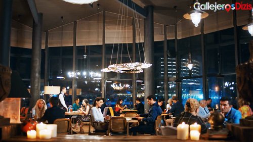 La primera cena de Eylül y Burak