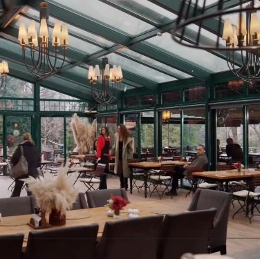 Cafeteria donde trabaja Azra