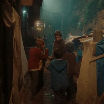 El callejón donde viven los desarraigados