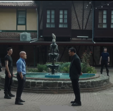 Eşref se lleva la droga de los rusos