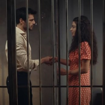 Kerem y Sevda en comisaria