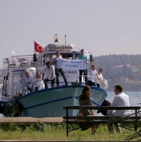 La fiesta sorpresa del cumpleaños de Fatmagül