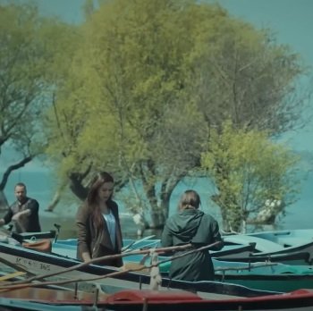 Primer encuentro entre Süreyya y Begün