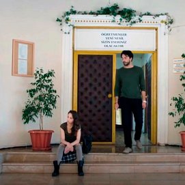 El instituto donde imparte clases Ali Asaf