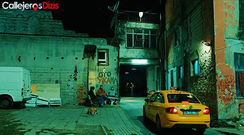 Aparcamiento de Sarp y Alyanak