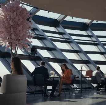 Roof del holding Aksel