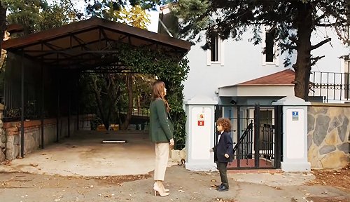 Casa de Yağmur  y Kaan