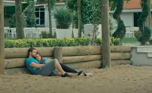 Momento romántico en el Lago Sapanca